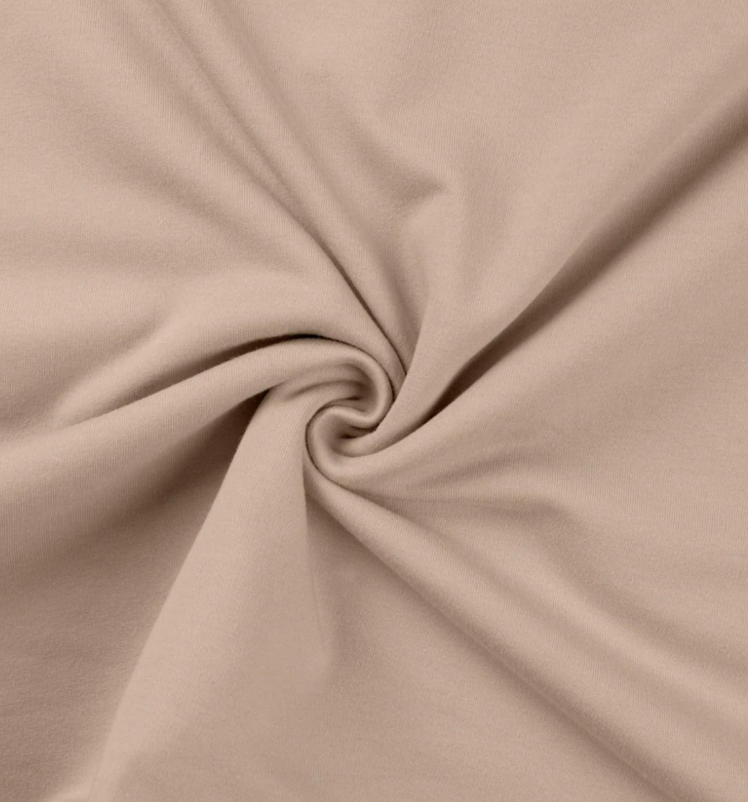 Plain sweater with transfer