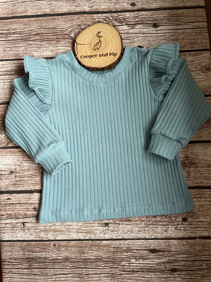 FLUTTER RIB KNIT TOP
